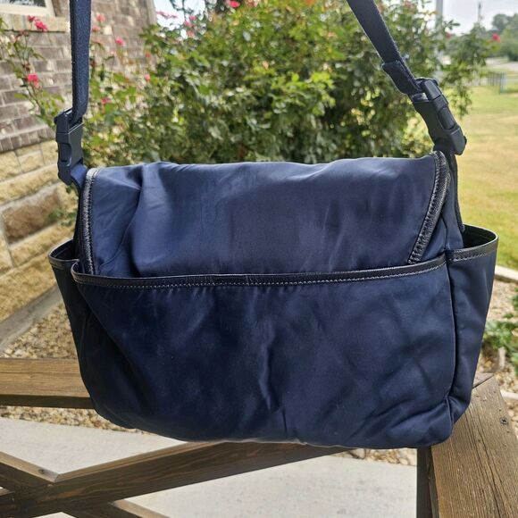 Tory Burch Billy Nylon Messenger Diaper Baby Bag Navy Crossbody Adjustable - Picture 4 of 11